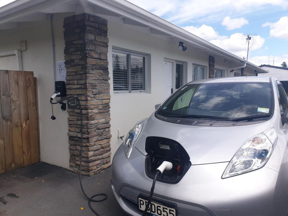 Rose Apartments Central Rotorua- Accommodation & Private Spa Exteriör bild
